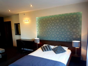  Azymut Hotel & Restaurant  Andrespol